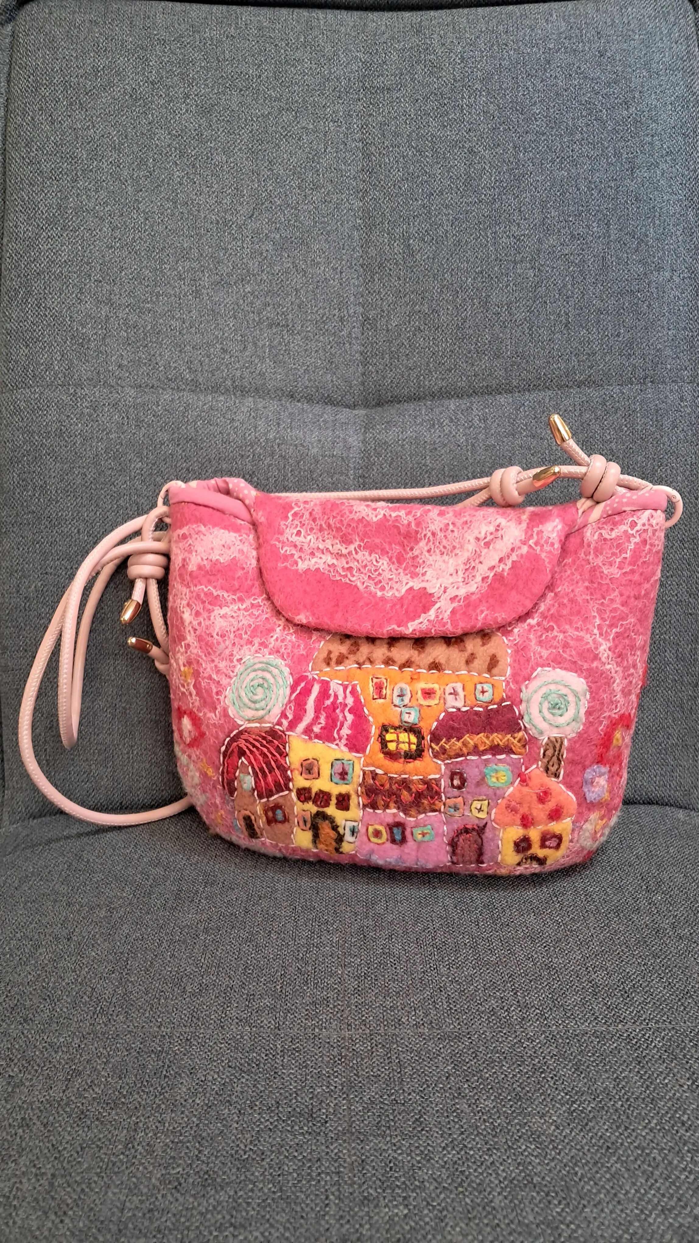 Арт чанта „Градът на чудесата“ – thumbnail 7