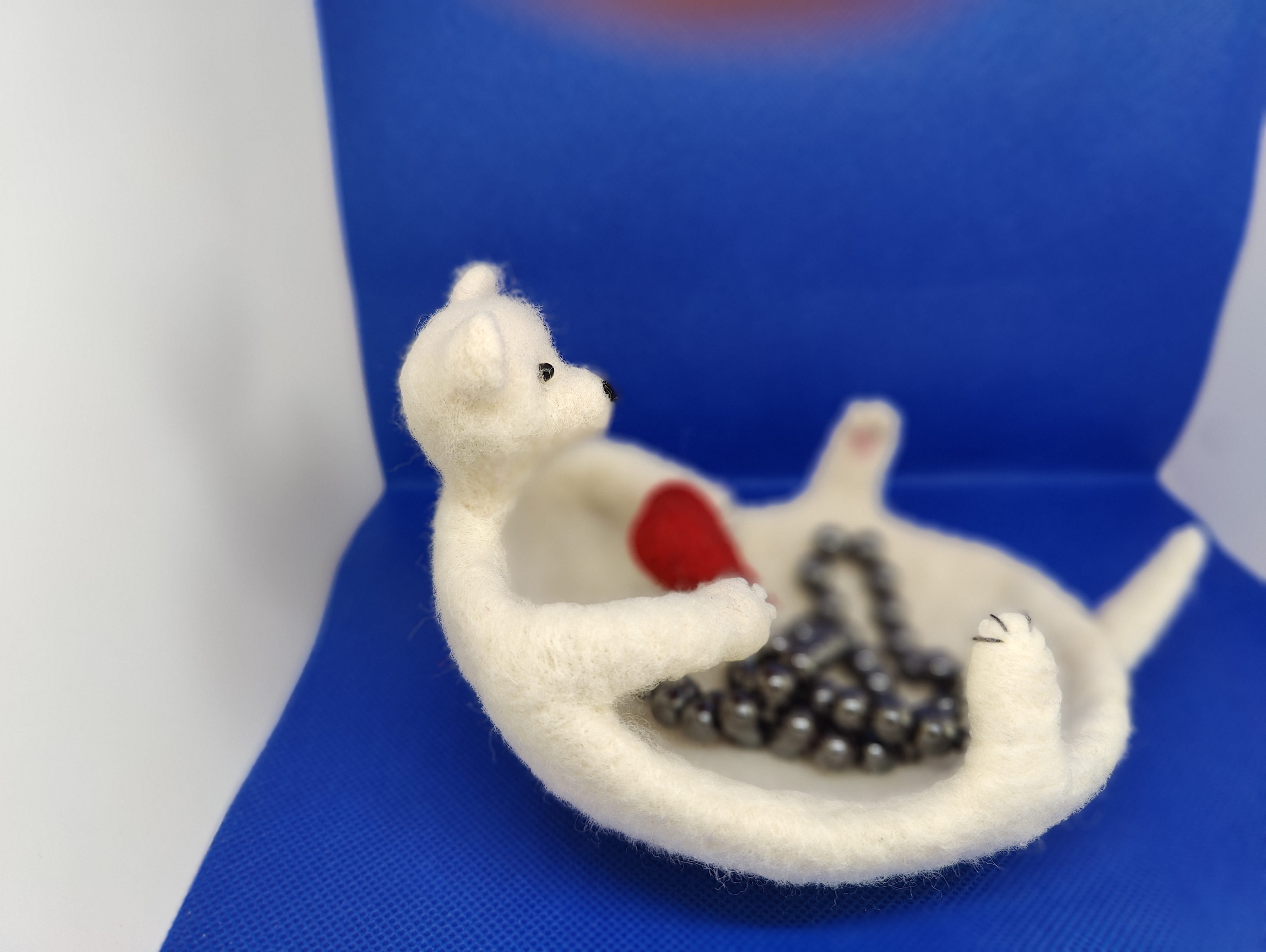 Бяла мечка – thumbnail 4