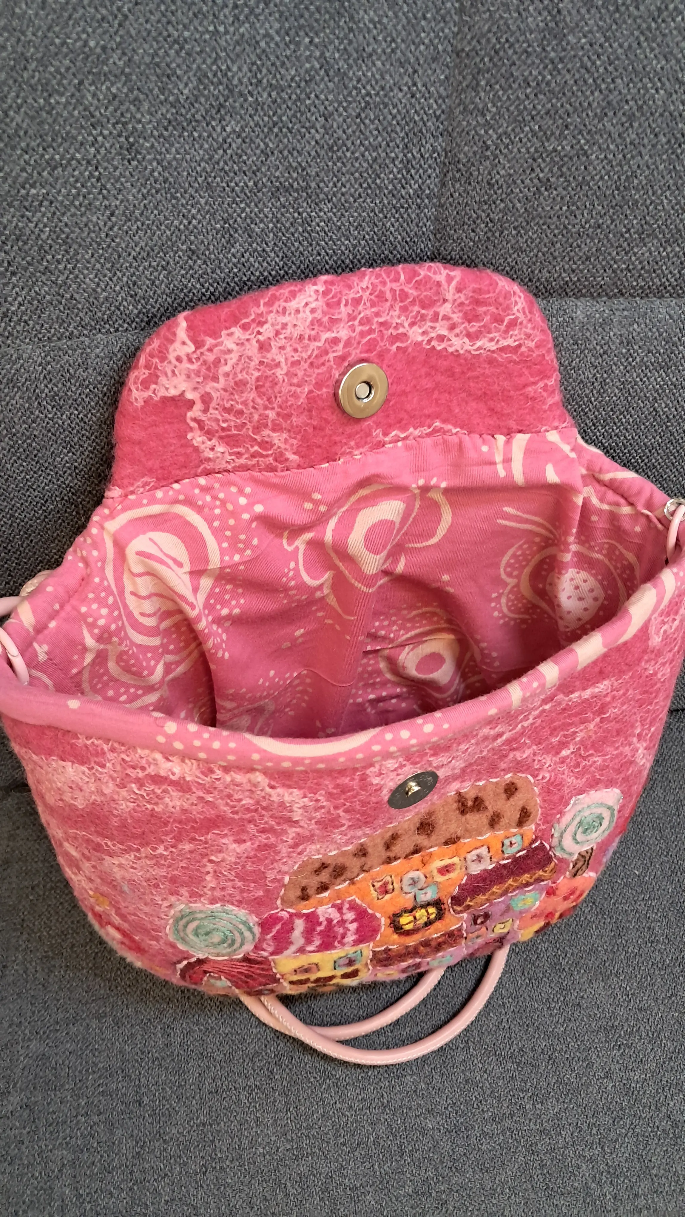 Арт чанта „Градът на чудесата“ – thumbnail 3